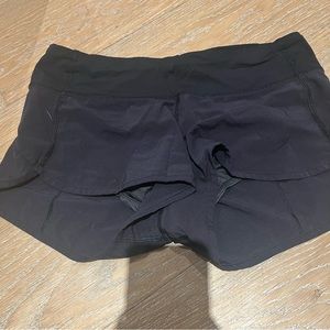 Lululemon speed up low lined short
